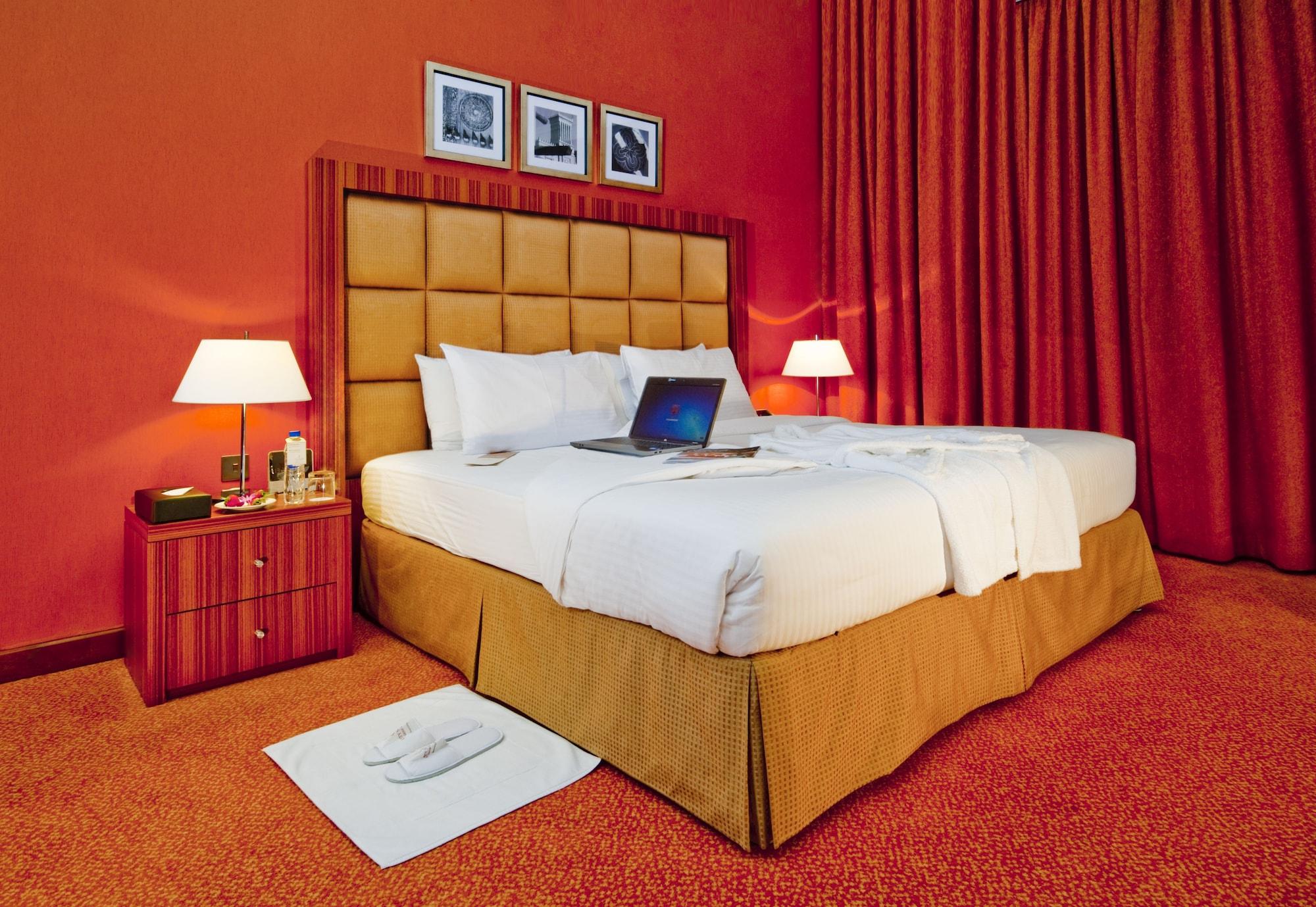 City Seasons Al Hamra Hotel Abu Dhabi Eksteriør billede