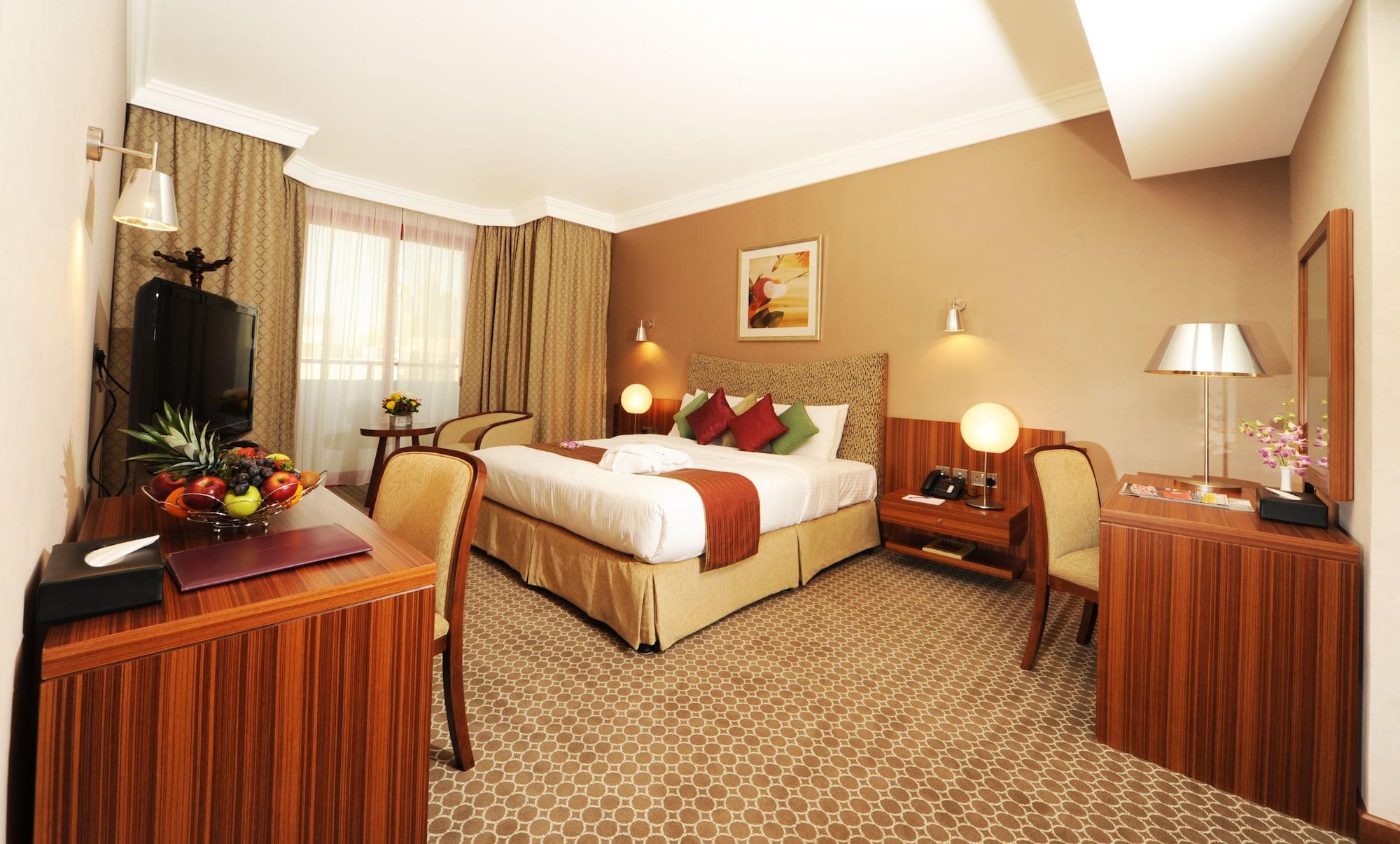 City Seasons Al Hamra Hotel Abu Dhabi Eksteriør billede