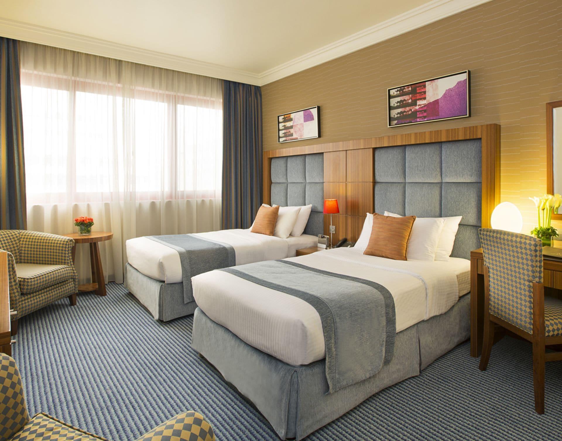 City Seasons Al Hamra Hotel Abu Dhabi Eksteriør billede