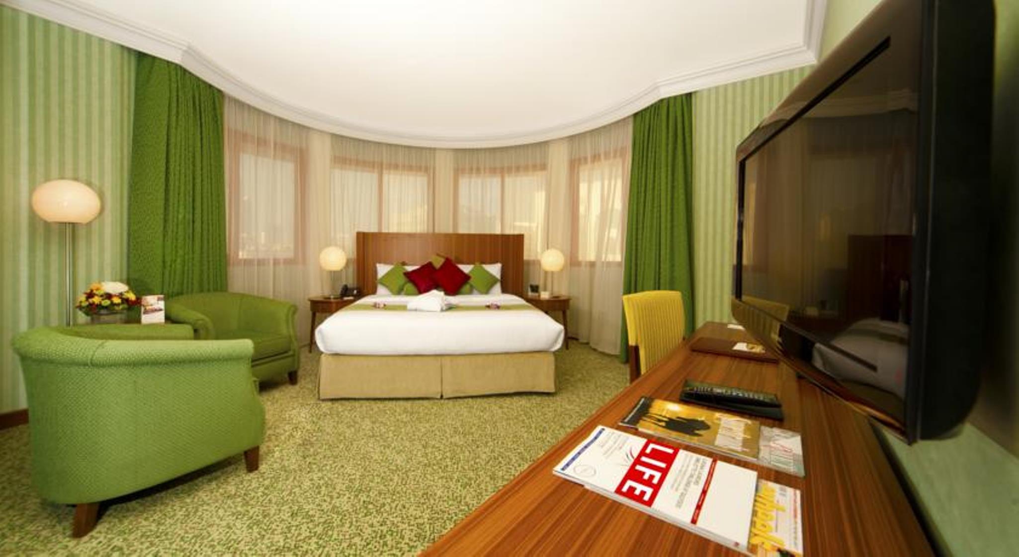 City Seasons Al Hamra Hotel Abu Dhabi Eksteriør billede