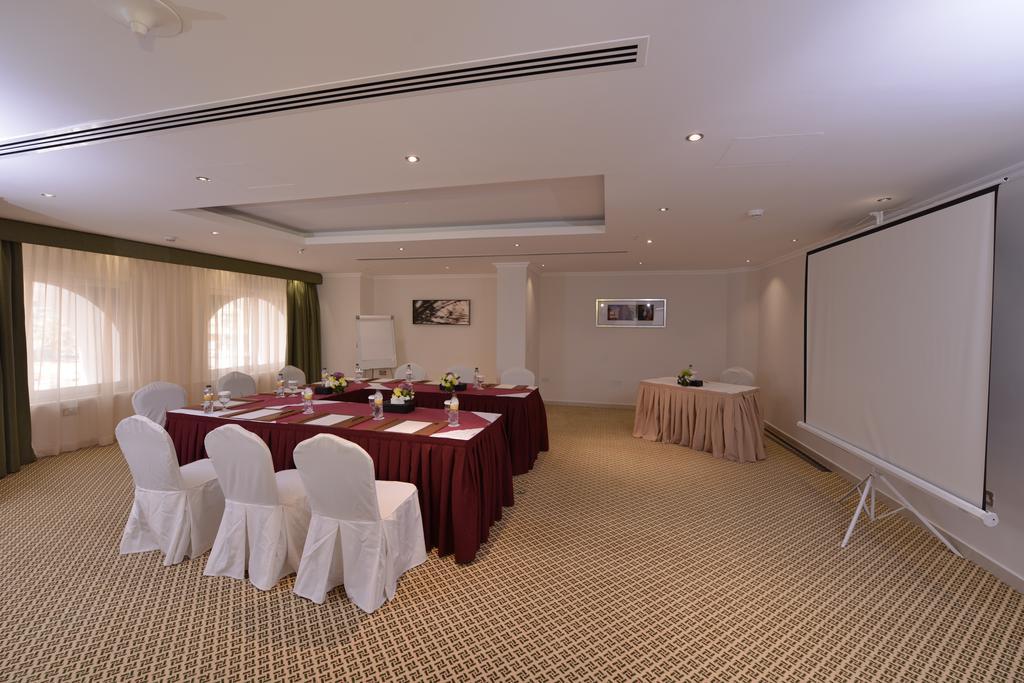 City Seasons Al Hamra Hotel Abu Dhabi Eksteriør billede