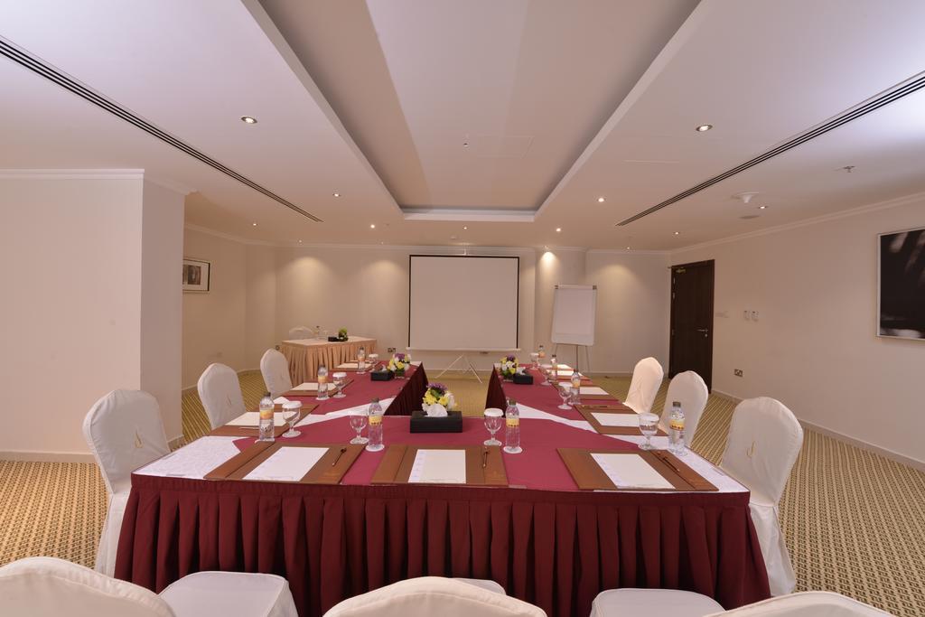 City Seasons Al Hamra Hotel Abu Dhabi Eksteriør billede